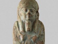 Aeg F 52  Aeg F 52, Memphis, Spätzeit, Uschebti des Horerep, Hellgrüne Fayence, H 12,0 cm, B 5,5 cm, T 3,5 cm : Bestandskatalog Ägypten, Museumsfoto: Claus Cordes